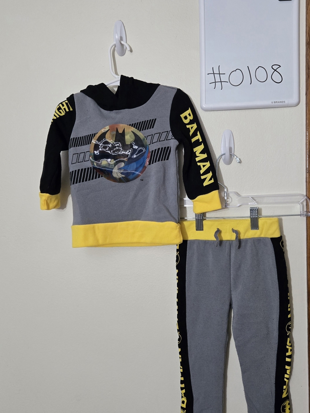 Batman 2T Gray & Black Hooded Sweatshirt and Joggers Set for Kids #0108